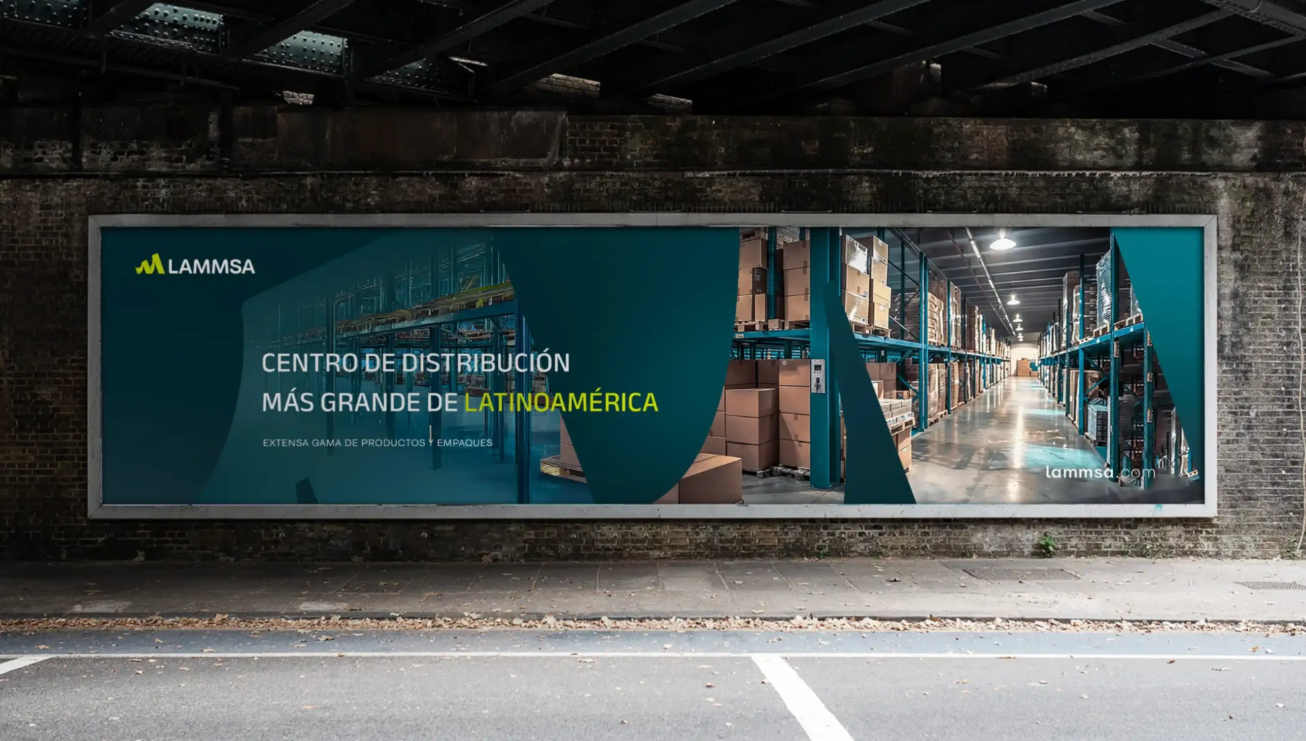 El nuevo sistema visual de LAMMSA creado por Seis Grados, aplicado en gran formato.